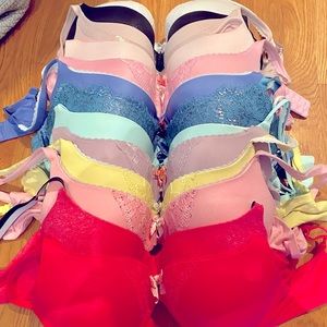 Victoria’s Secret ~Bra Lot~ 36D - perfect shape, incredible, plunge, wireless!